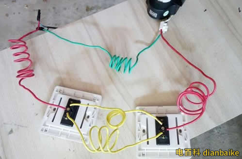單開雙控什么意思？單開雙控開關接線圖和面板接法圖解